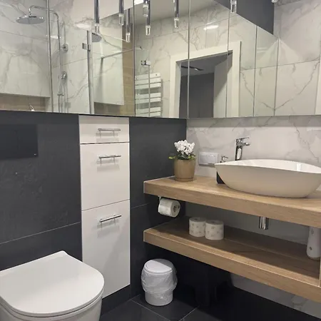 Apartment Milo - Plac Jana Pawla Ii Centrum