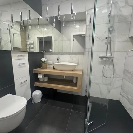 Milo - Plac Jana Pawla Ii Centrum * Wrocław