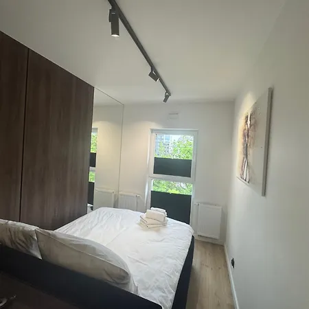 Apartment Milo - Plac Jana Pawla Ii Centrum Wroclaw
